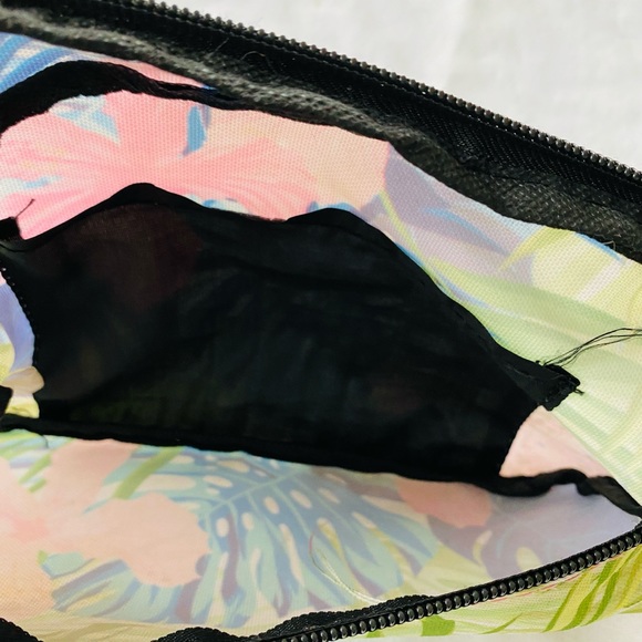 Bar Bella Box floral Fanny pack - Picture 4 of 4